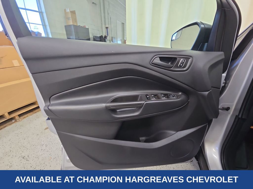 Used 2019 Ford Escape S image 31
