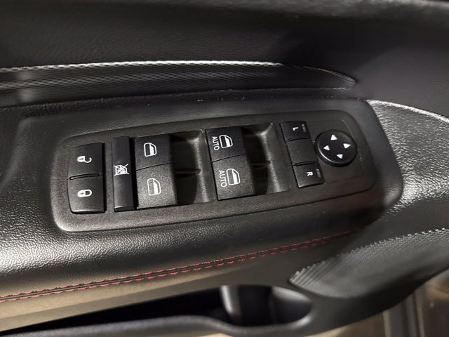 Used 2025 Dodge Durango GT AWD/4WD image 3