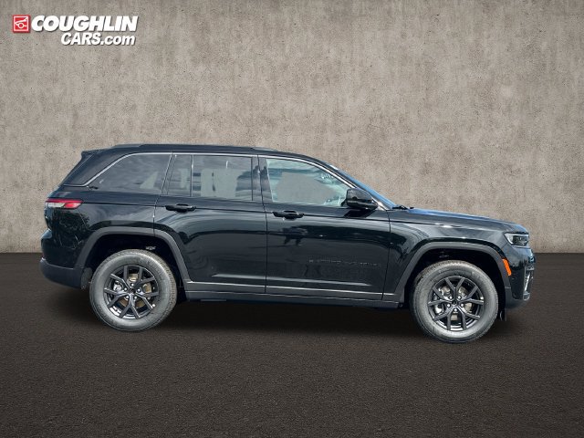 New 2027 Jeep Grand Cherokee Altitude AWD/4WD image 5