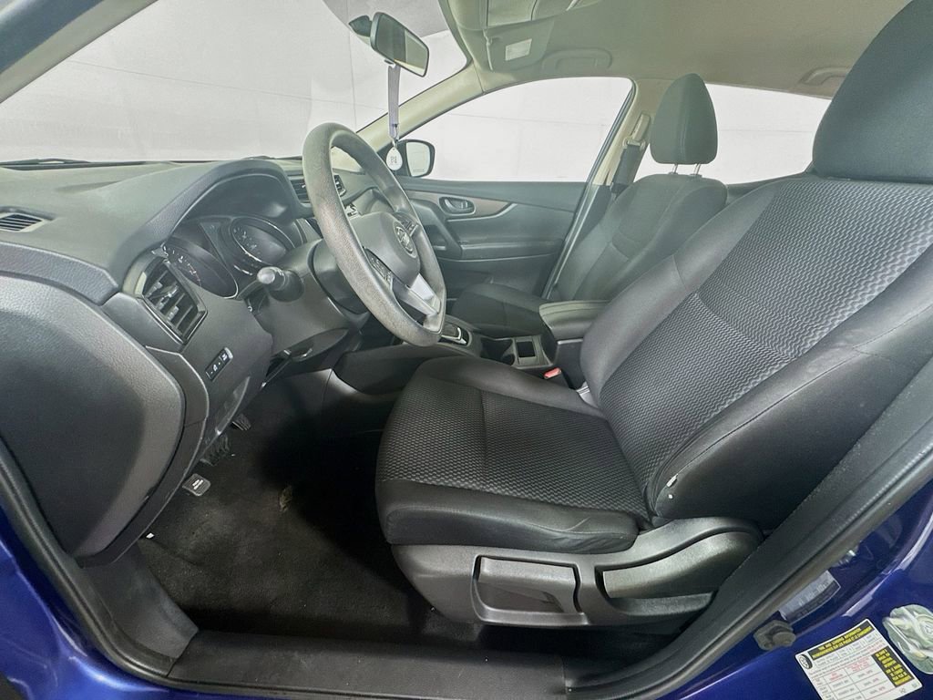 Used 2018 Nissan Rogue Sport S w/ S Appearance Package FWD image 23