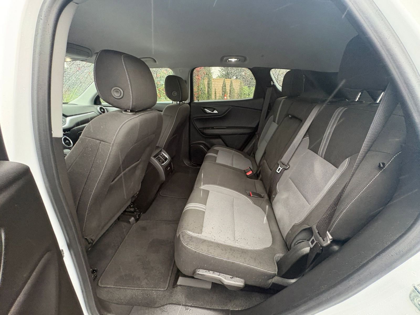 Used 2025 Chevrolet Blazer LT image 28
