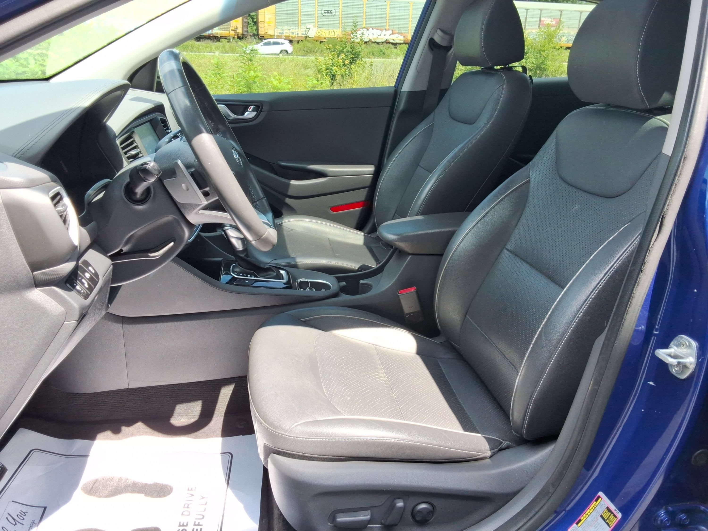 Used 2019 Hyundai Ioniq Limited FWD image 29
