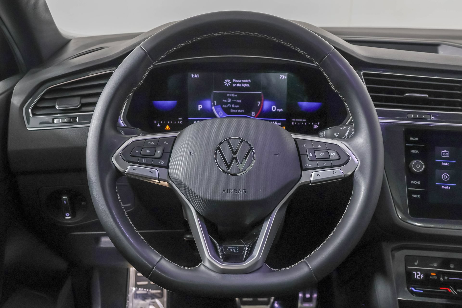 Used 2023 Volkswagen Tiguan SE R-Line FWD image 27