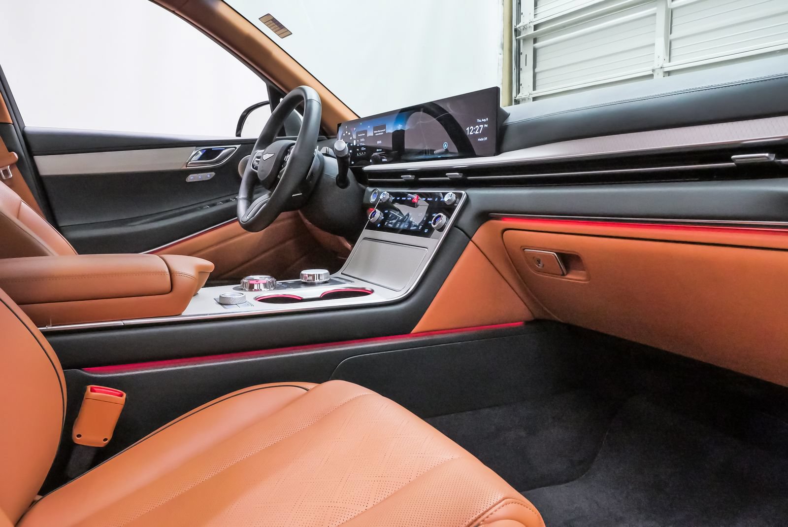 Certified 2025 Genesis GV80 2.5T Prestige AWD/4WD image 13