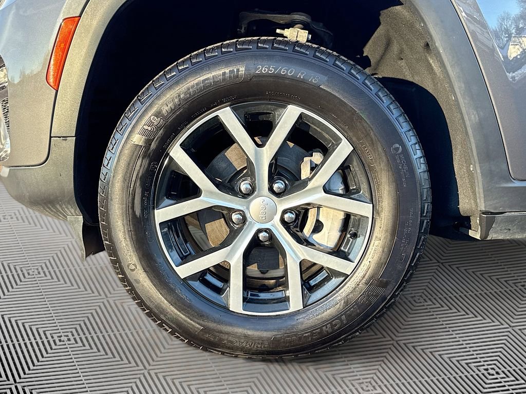 Used 2024 Jeep Grand Cherokee Limited image 28