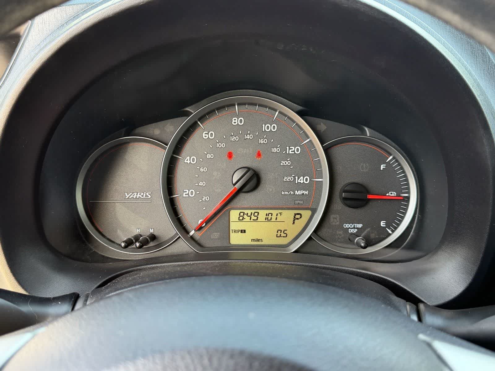 Used 2012 Toyota Yaris LE FWD image 35