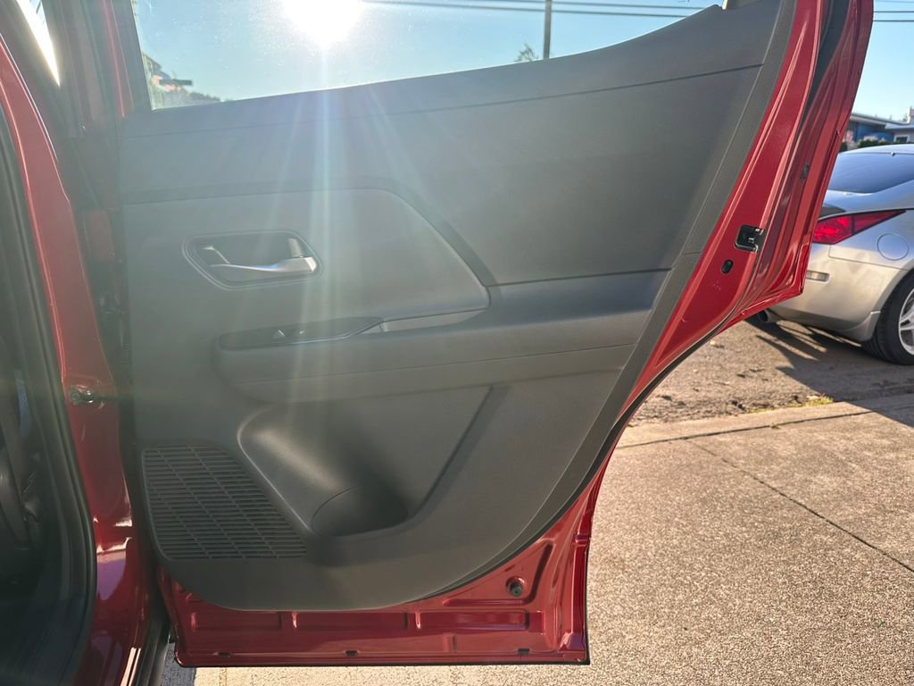 New 2026 Nissan Kicks SV w/ SV Premium Package image 27