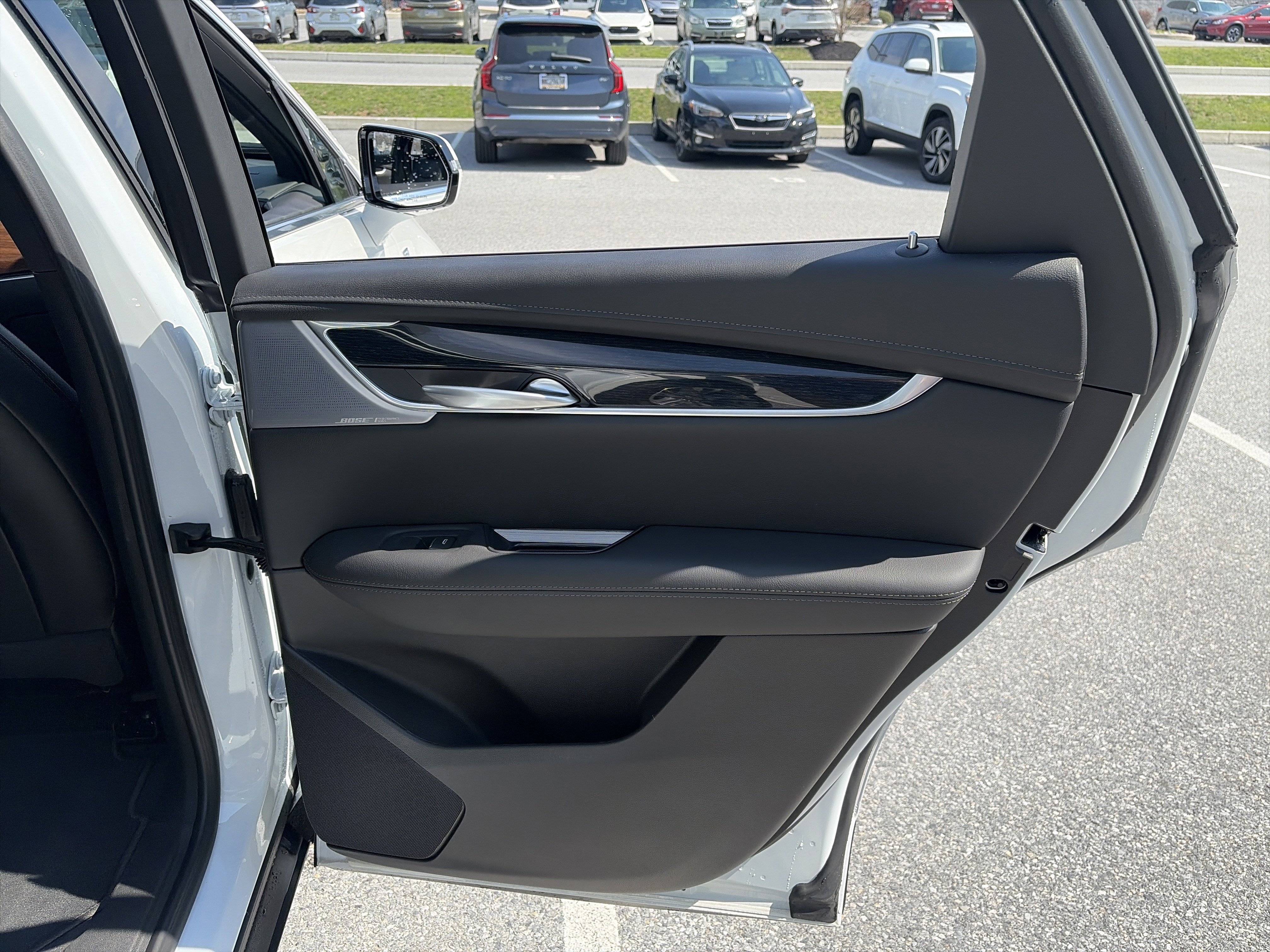 Used 2025 Cadillac XT5 Premium Luxury FWD image 30