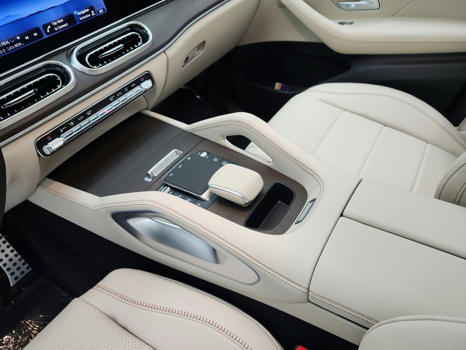 New 2027 Mercedes-Benz GLE 450 4MATIC image 10