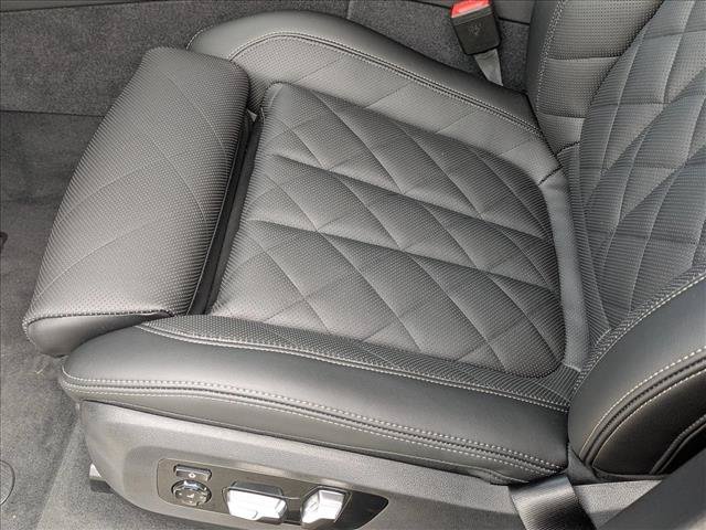 New 2026 BMW X5 M60i w/ Climate Comfort Package AWD/4WD image 4