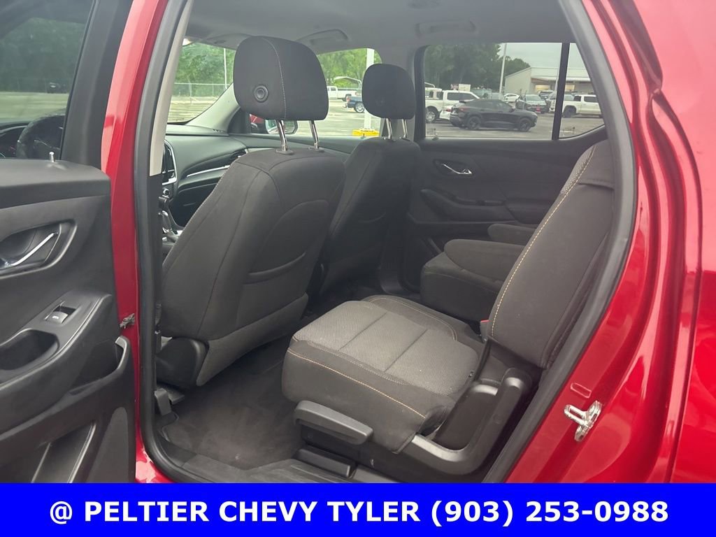 Used 2019 Chevrolet Traverse LT FWD image 18