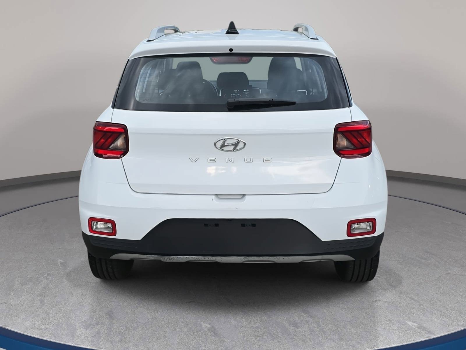 Used 2022 Hyundai Venue SEL w/ Cargo Package FWD image 6