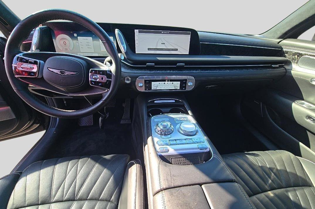 Used 2024 Genesis G90 3.5T AWD/4WD image 10