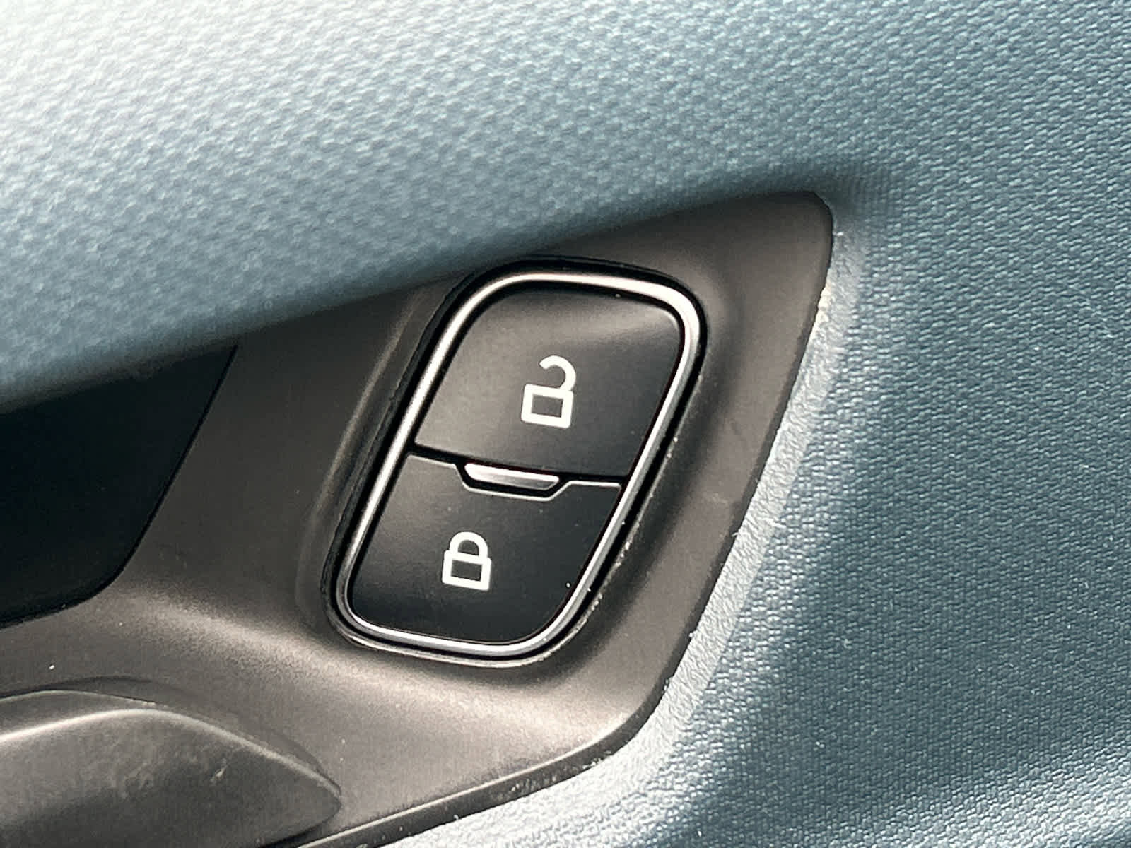 New 2026 Ford Maverick Tremor image 24