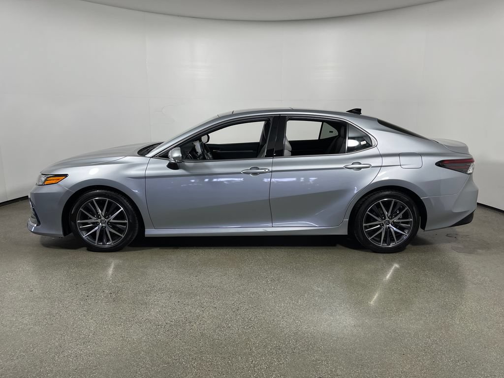 Certified 2023 Toyota Camry XLE w/ Navigation Package FWD image 6