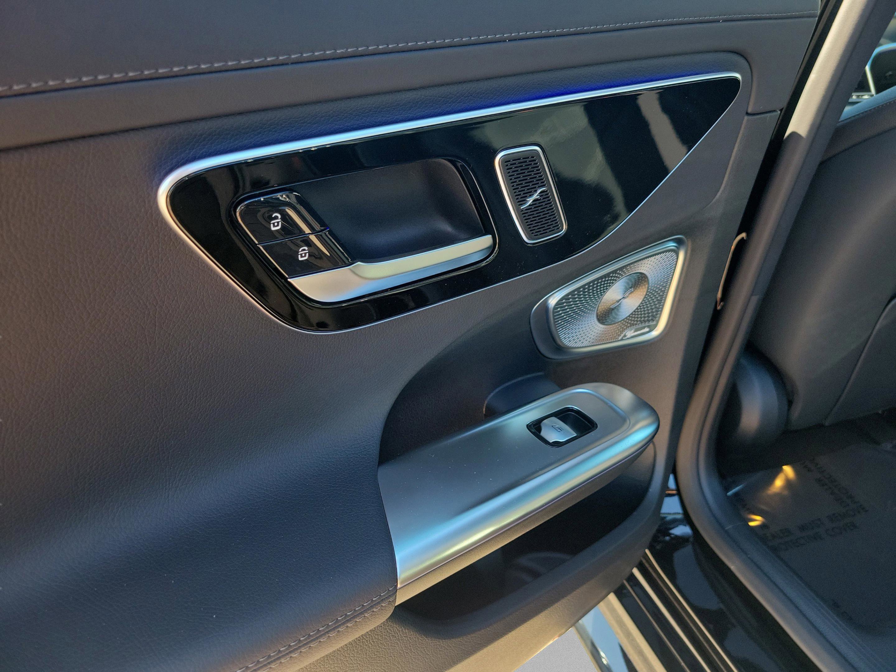 Certified 2026 Mercedes-Benz C 300 Sedan image 6