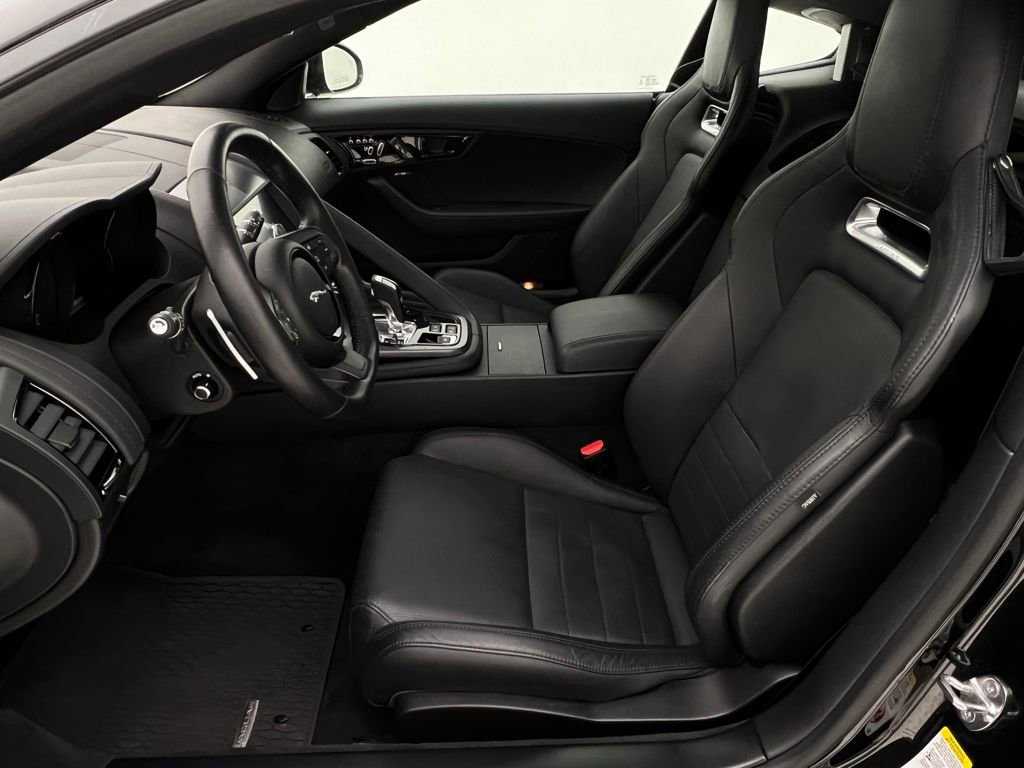 Used 2020 Jaguar F-TYPE R-Dynamic image 12