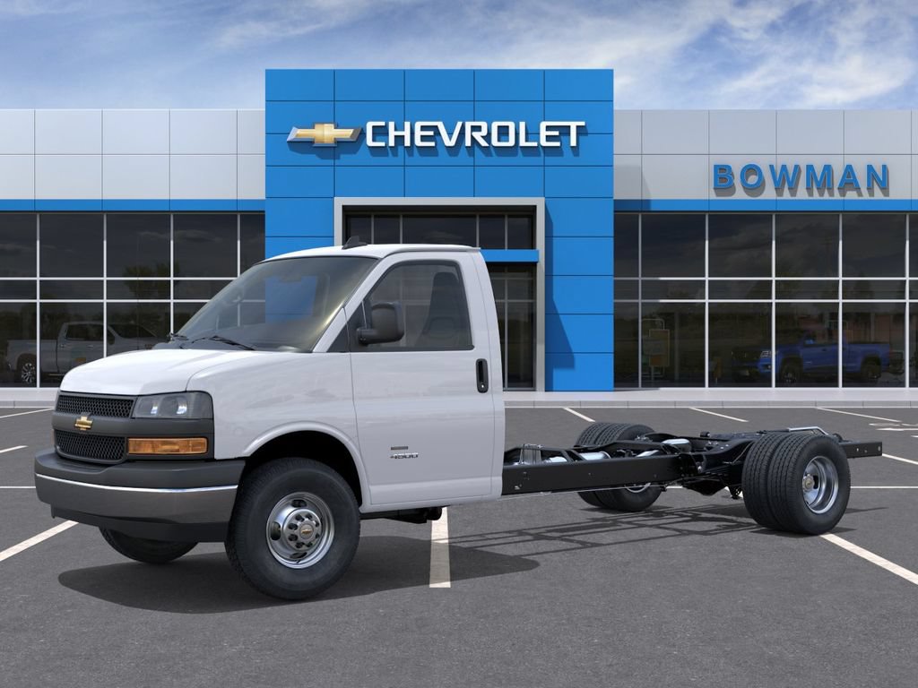 New 2026 Chevrolet Express 3500 w/ Power Convenience Package RWD image 2