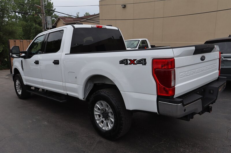 Used 2022 Ford F250 XLT AWD/4WD image 5