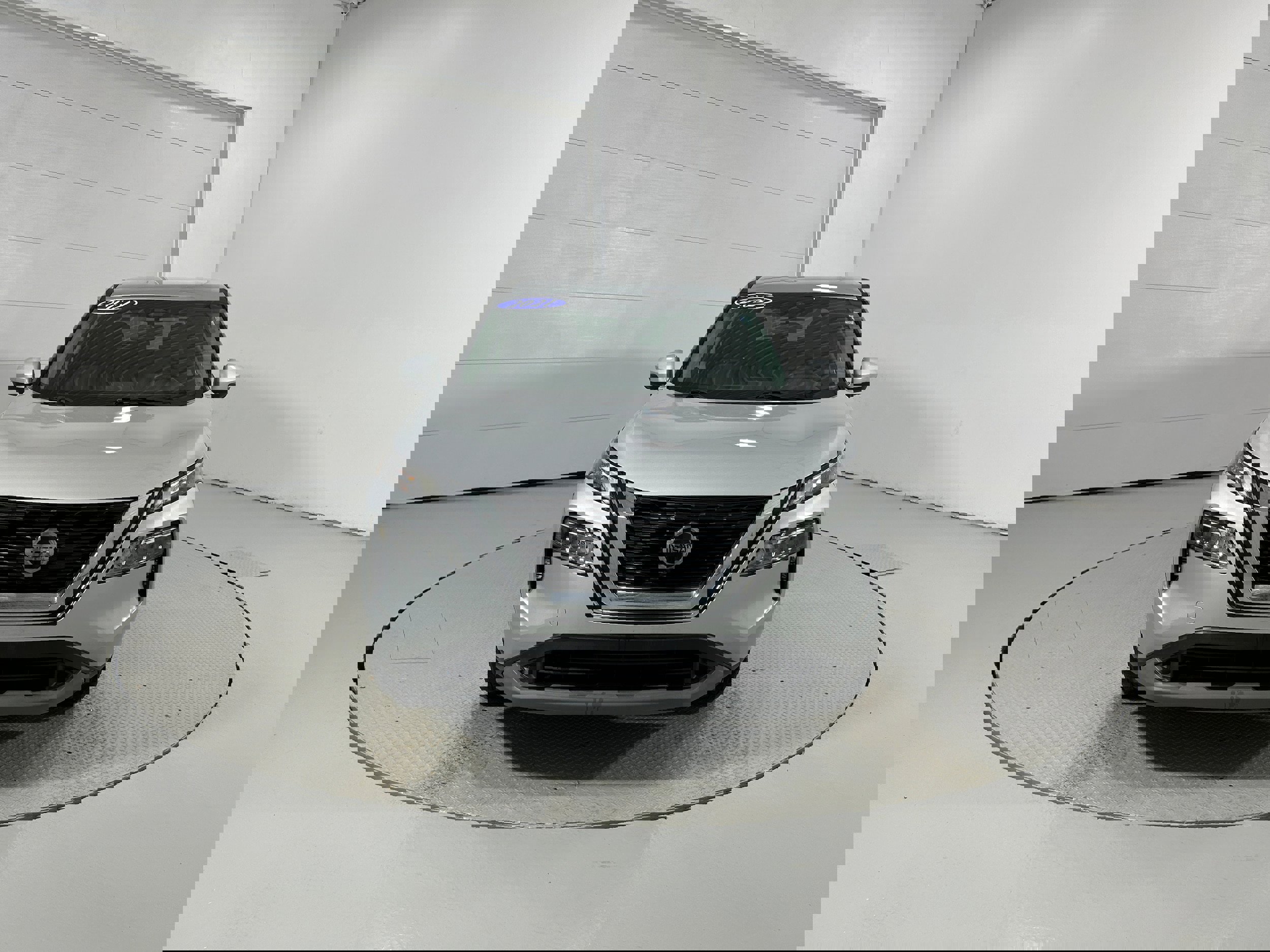 Used 2021 Nissan Rogue SV image 14