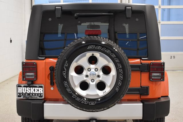 Used 2015 Jeep Wrangler Sahara AWD/4WD image 11