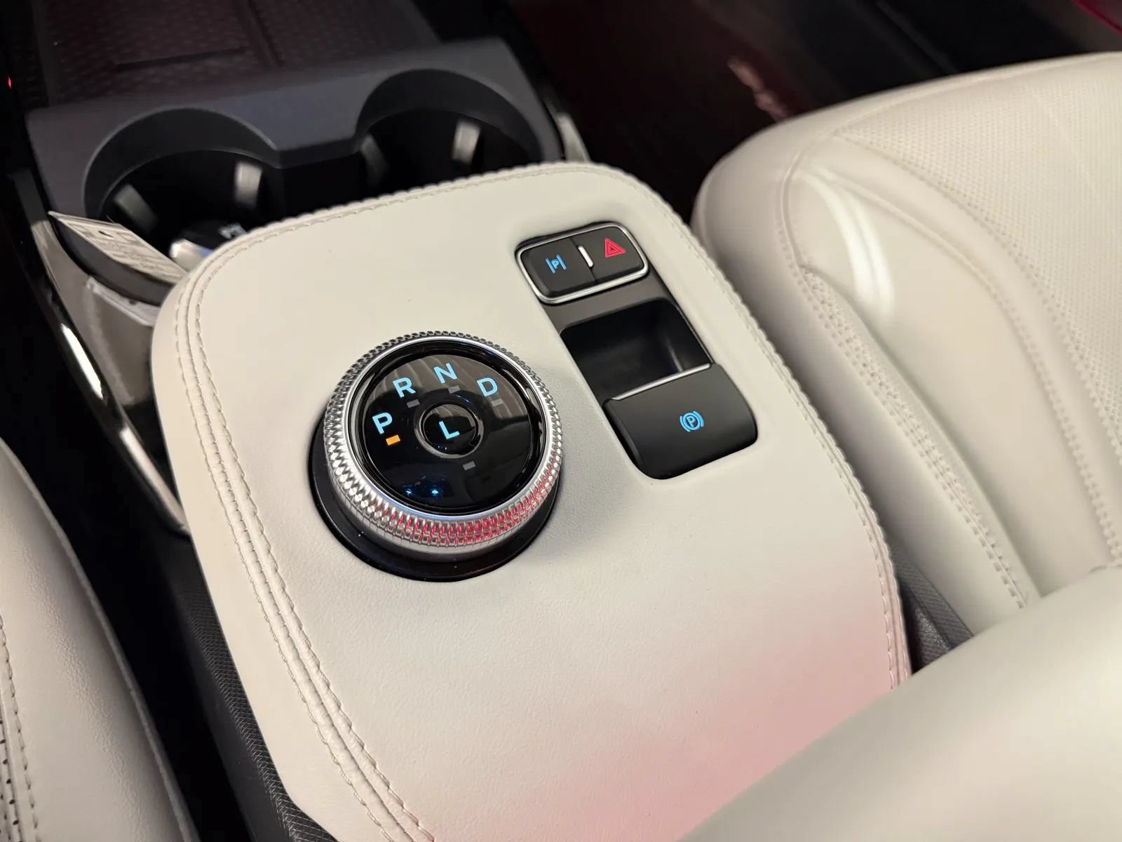 Used 2022 Ford Mustang Mach-E Premium w/ Ice White Appearance Package RWD image 29