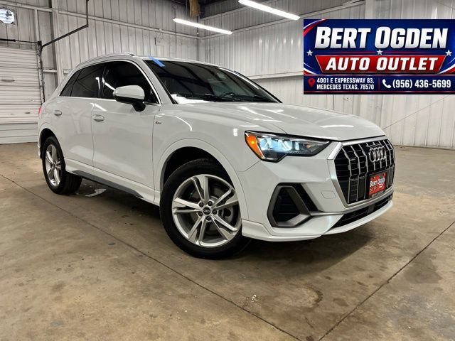 Used 2022 Audi Q3 2.0T Premium AWD/4WD image 1