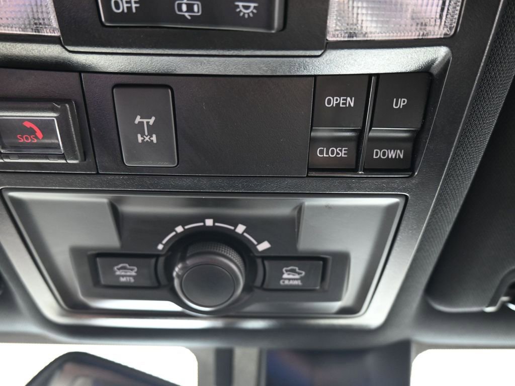 Used 2021 Toyota Tacoma SR5 image 32