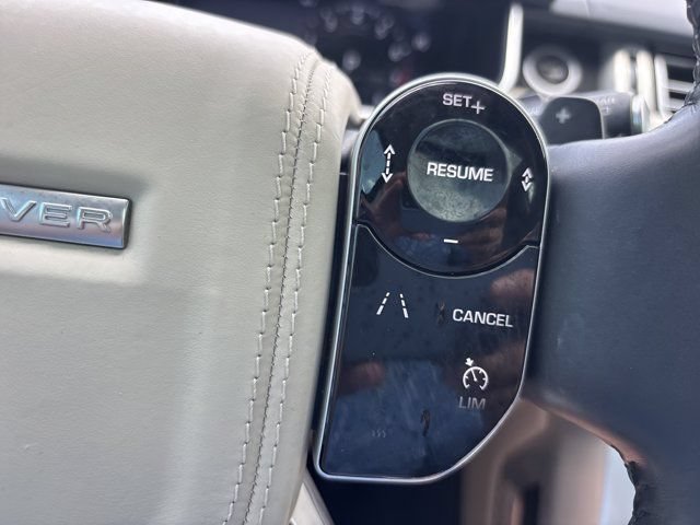 Used 2020 Land Rover Range Rover HSE AWD/4WD image 32
