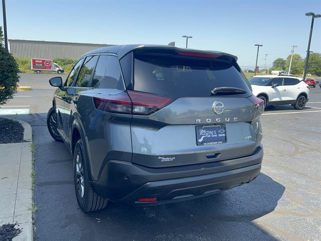 Used 2021 Nissan Rogue S AWD/4WD image 5