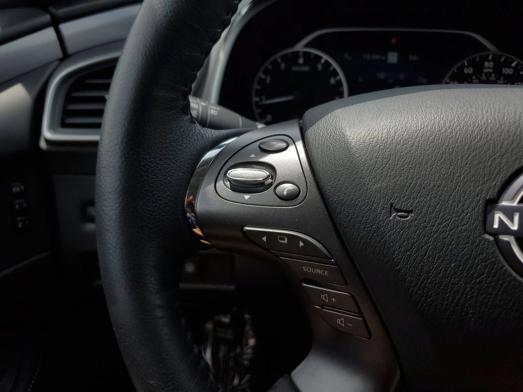 Used 2024 Nissan Murano SL FWD image 23
