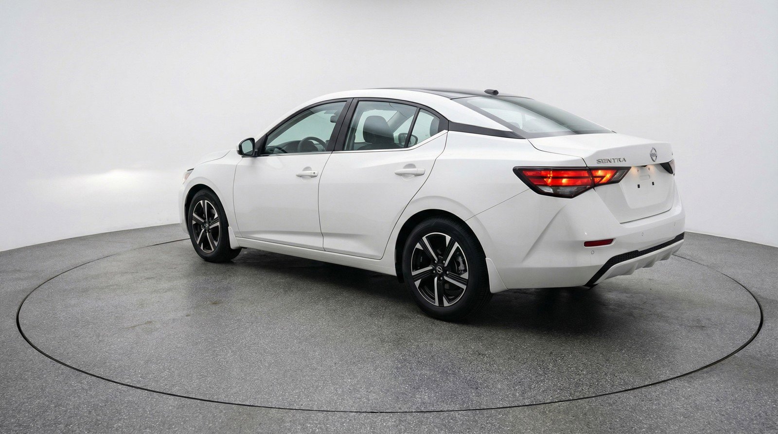 Used 2025 Nissan Sentra SV FWD image 6