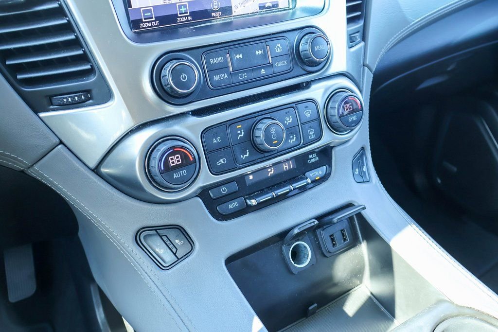Used 2018 Chevrolet Suburban LT image 15