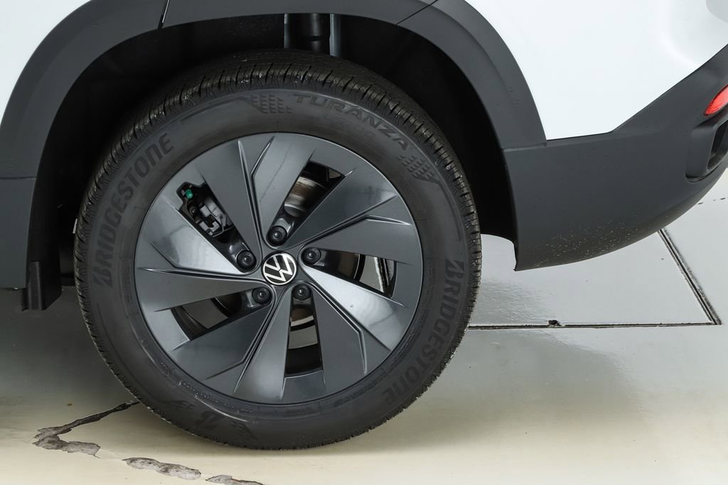 New 2026 Volkswagen Taos S image 43