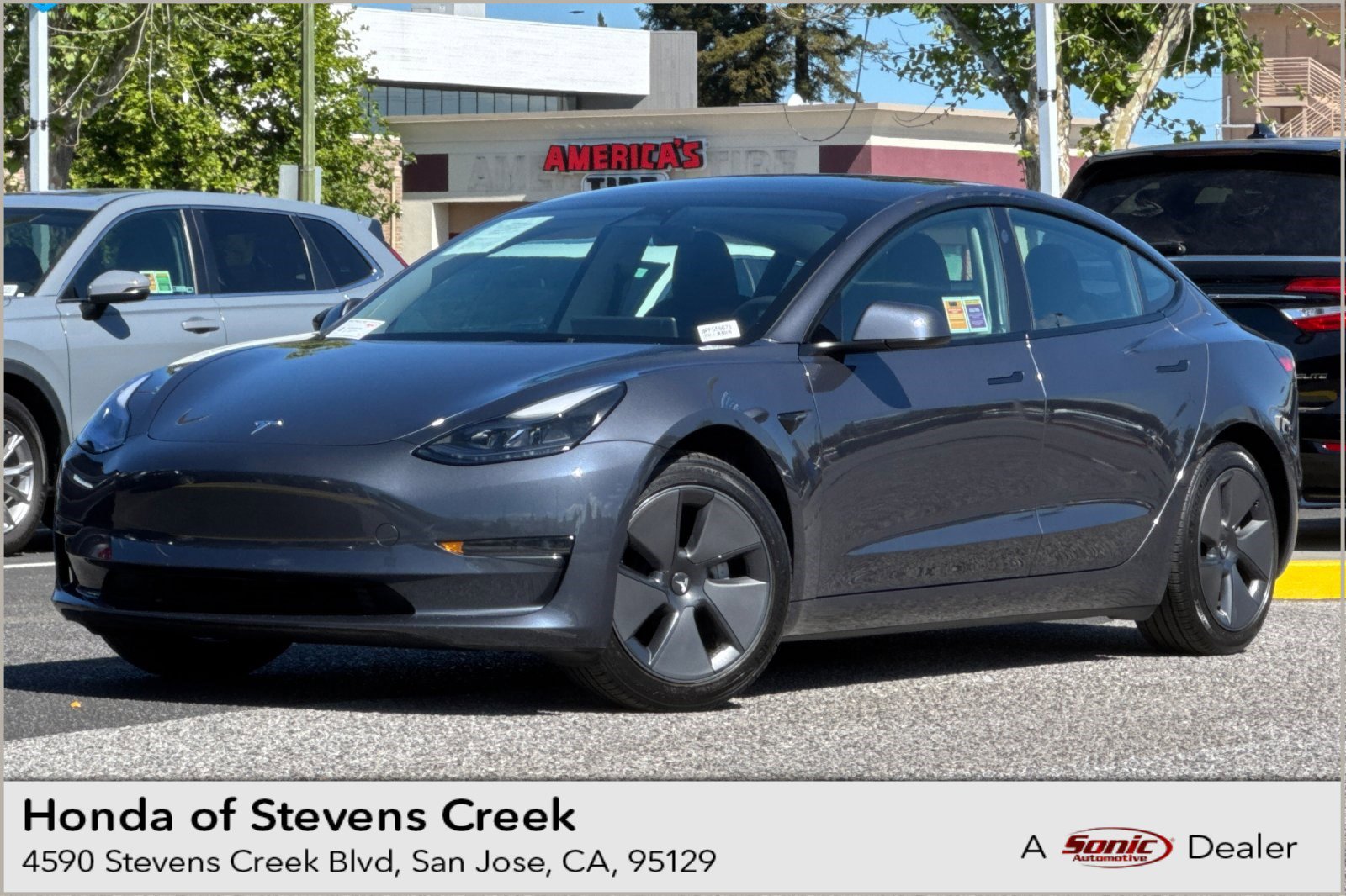 Used 2023 Tesla Model 3 Standard Range RWD image 1