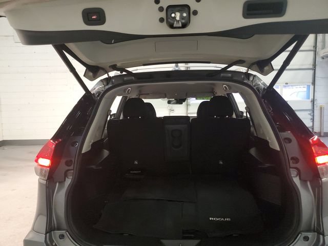Used 2019 Nissan Rogue SV AWD/4WD image 23