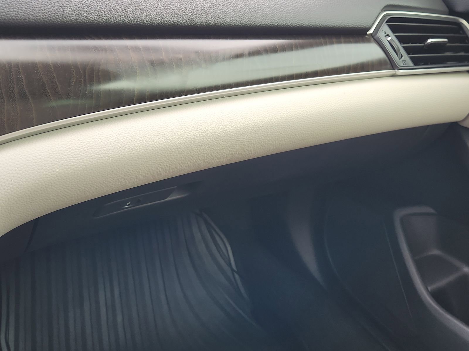 Used 2021 Honda Accord Touring image 21