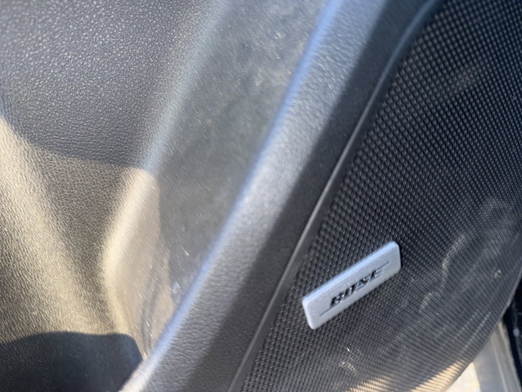 Used 2023 Chevrolet Bolt EUV Premier w/ Sun & Sound Package image 7