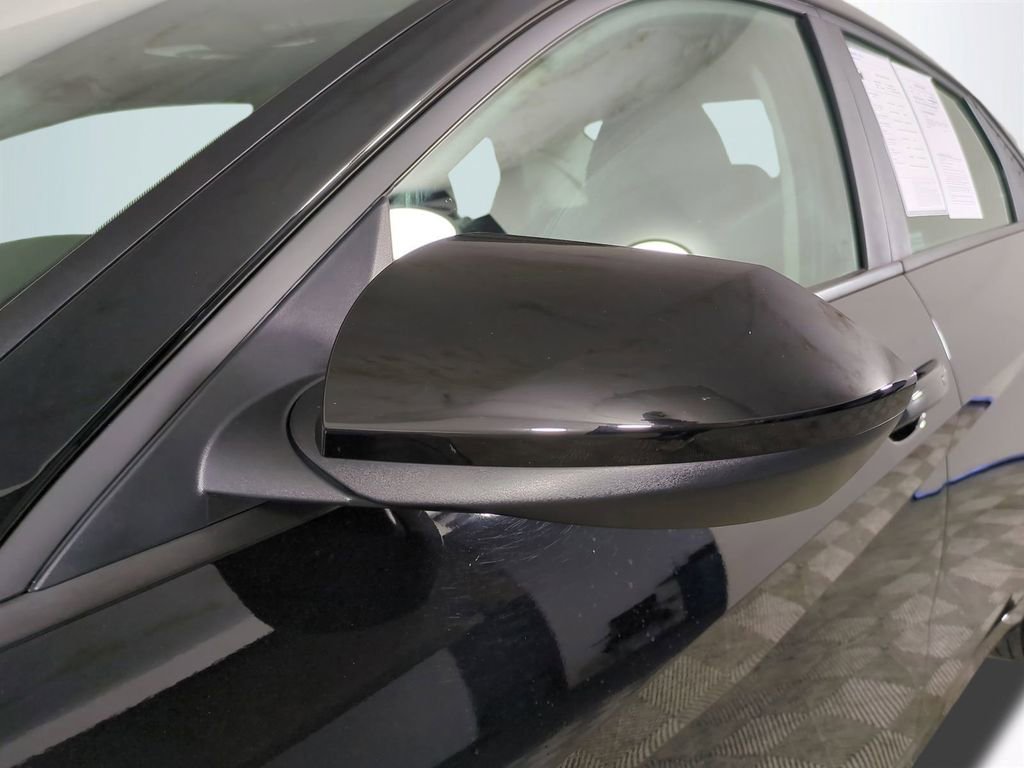 Certified 2024 Hyundai Elantra SEL image 12