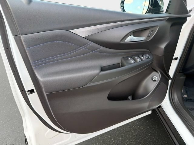 New 2026 Buick Envista Sport Touring w/ Convenience I Package FWD image 17