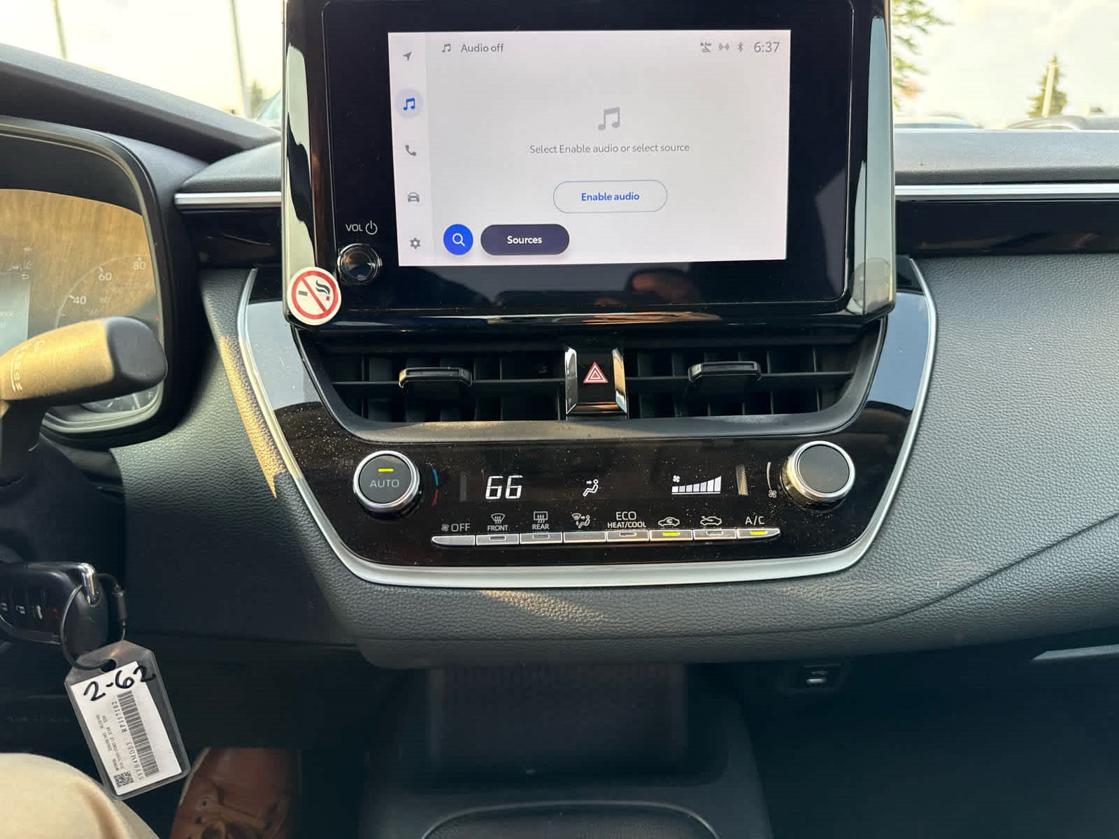 Used 2024 Toyota Corolla LE FWD image 10