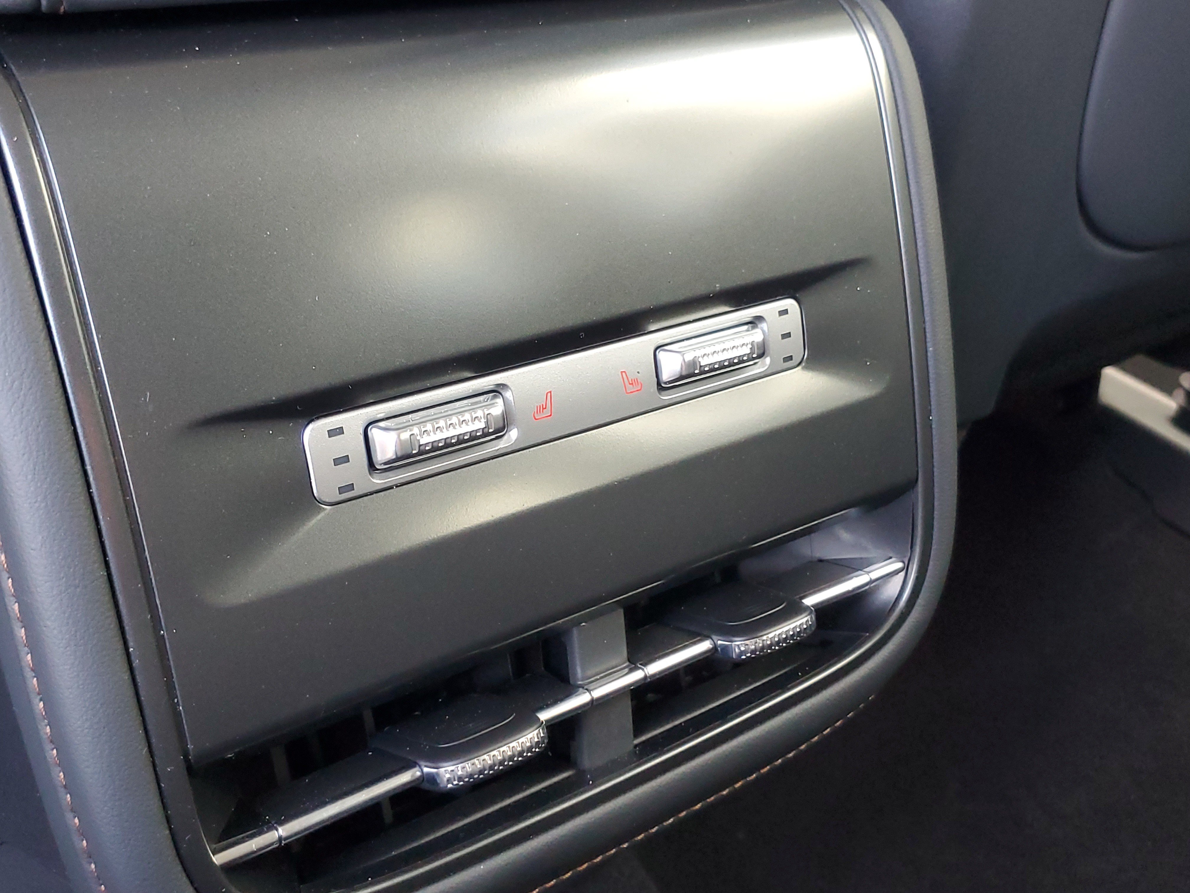 New 2026 Lincoln Nautilus Reserve w/ Jet Appearance Package AWD/4WD image 30