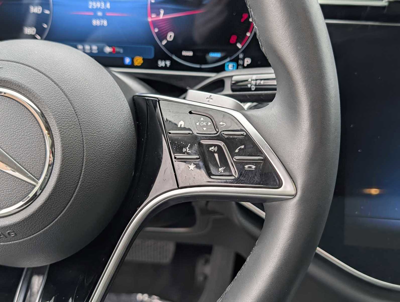 Used 2024 Mercedes-Benz E 350 4MATIC Sedan image 14