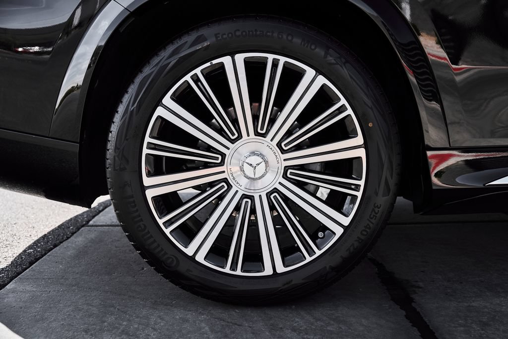 Used 2026 Mercedes-Benz Maybach GLS 600 4MATIC image 21