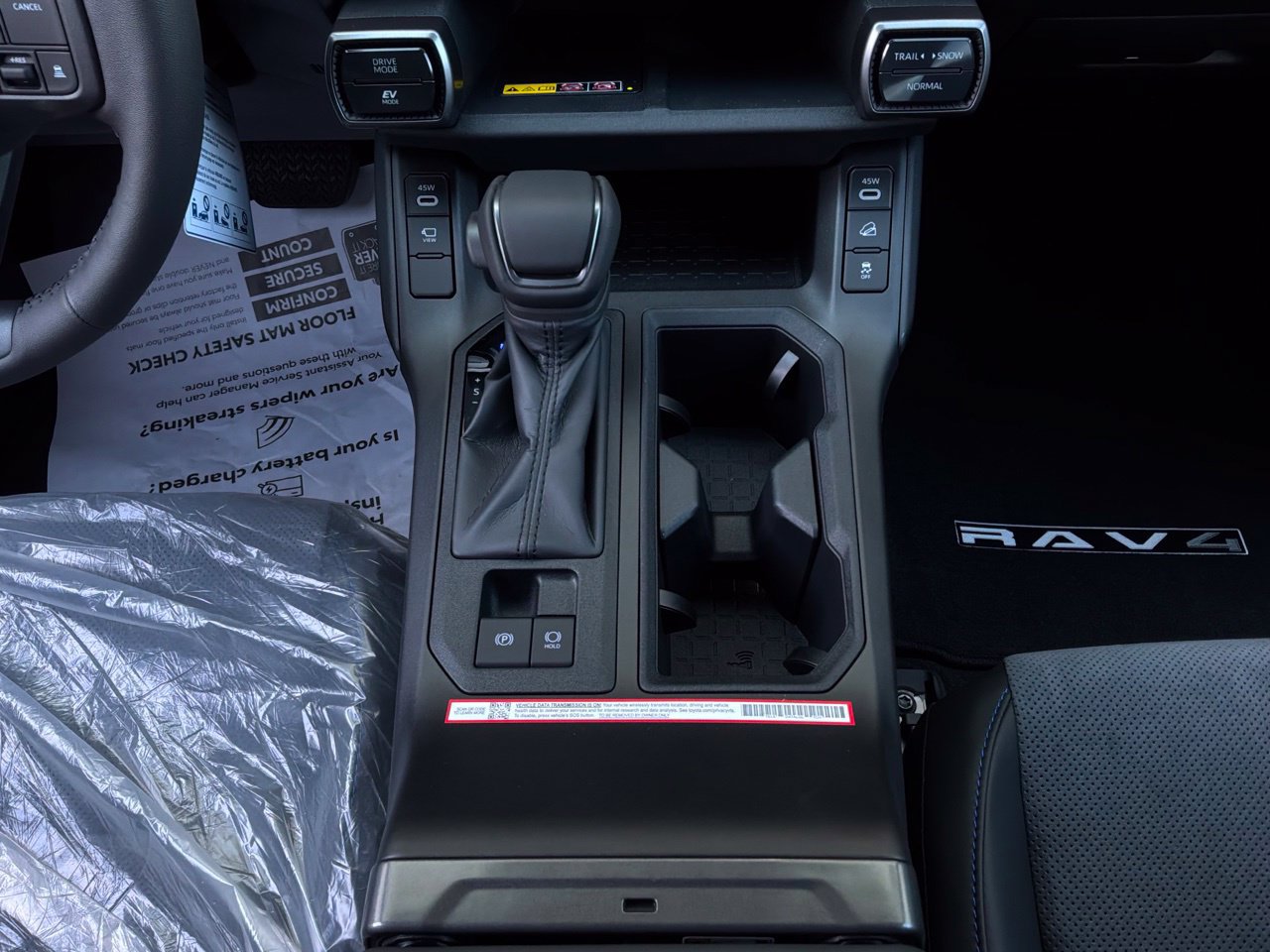 New 2026 Toyota RAV4 XSE AWD/4WD image 15