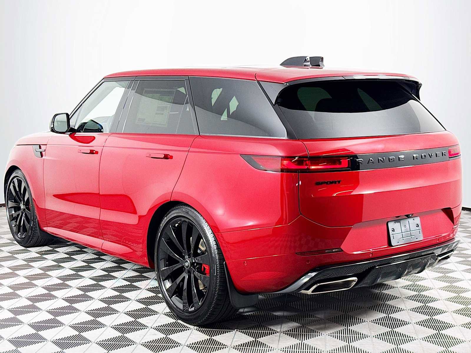 New 2025 Land Rover Range Rover Sport Dynamic SE image 7