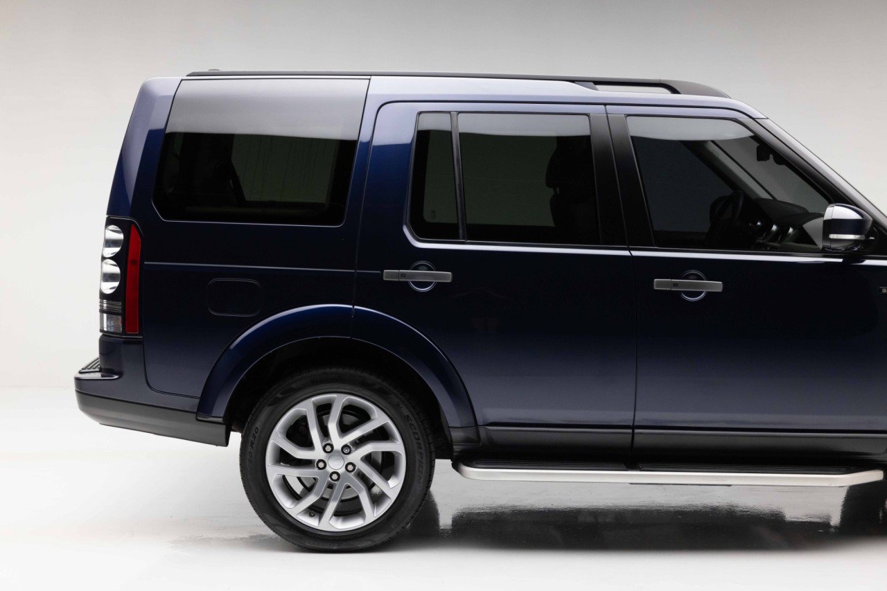 Used 2016 Land Rover LR4 HSE AWD/4WD image 21