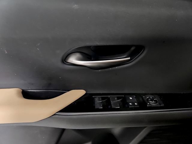 Used 2023 Lexus UX 250h FWD w/ Accessory Package (Z2) image 13