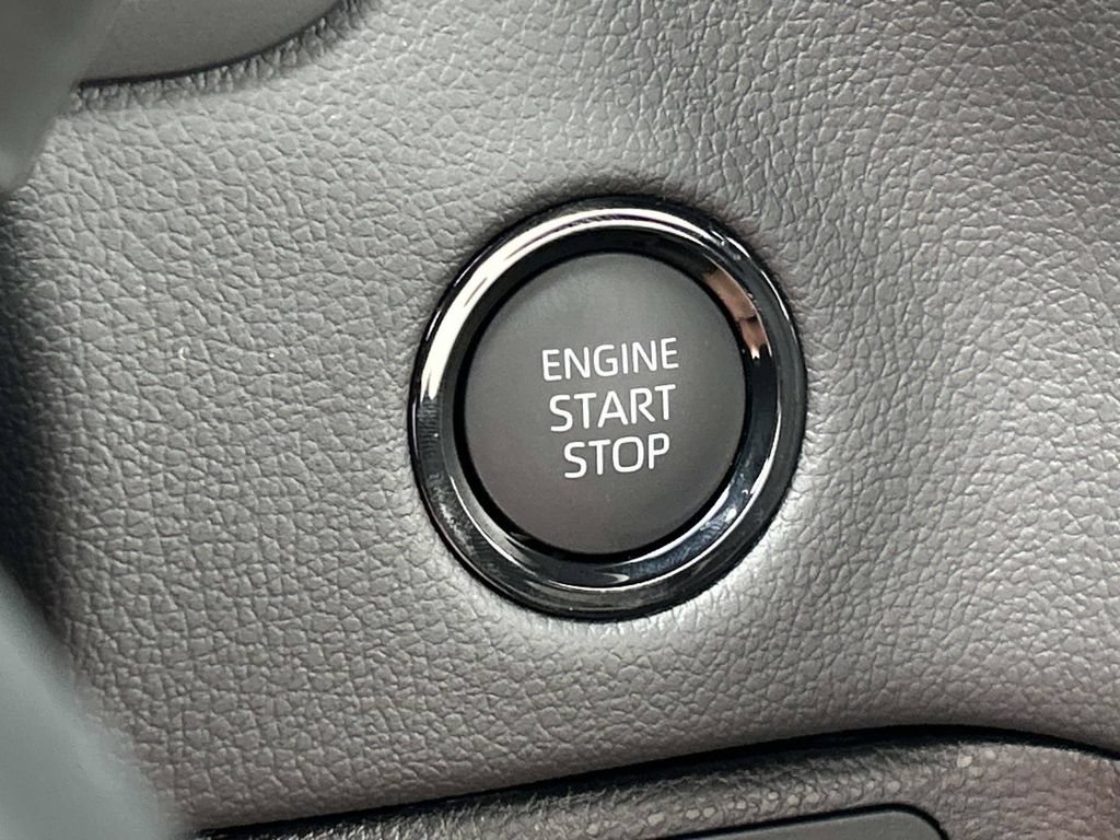 New 2026 Toyota Tundra Limited AWD/4WD image 34
