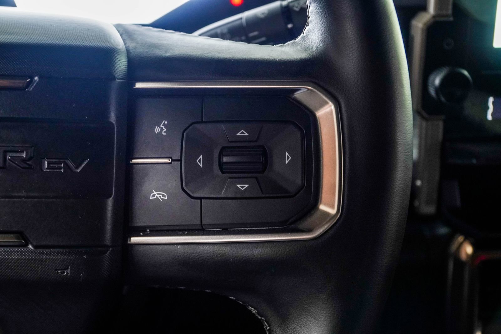 Used 2025 GMC Hummer EV 3X AWD/4WD image 41